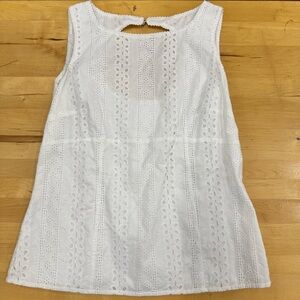 Talbots White Eyelet Sleeveless Blouse Women's size 8